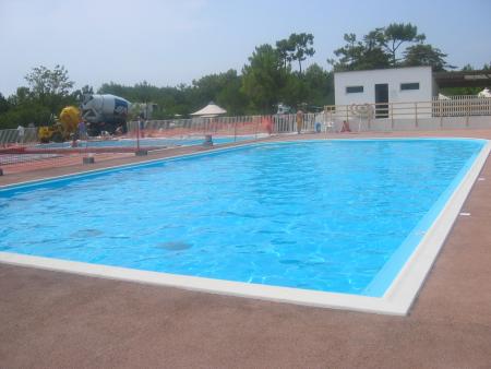 La pisine